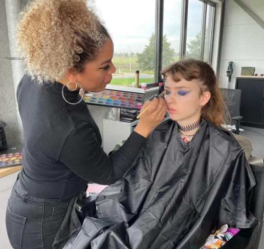 Visagiste en passievolle make up artiest